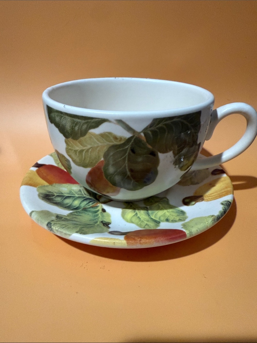 Amigos do Bem cups and saucer set